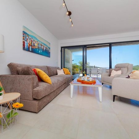 Apartman Oranz Banjole Exteriör bild
