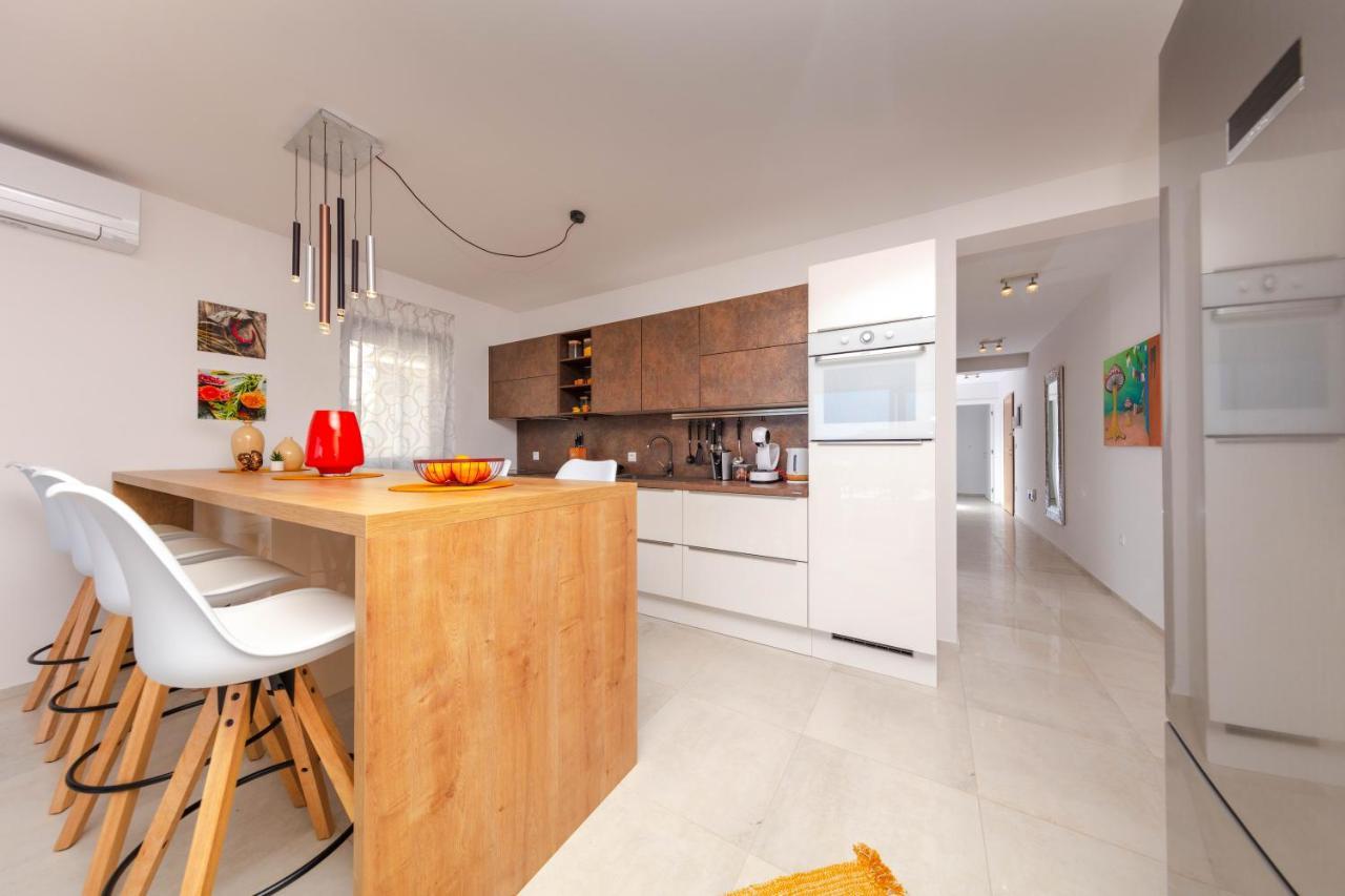 Apartman Oranz Banjole Exteriör bild