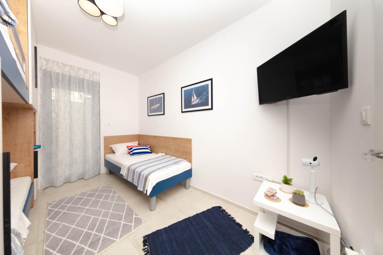 Apartman Oranz Banjole Exteriör bild