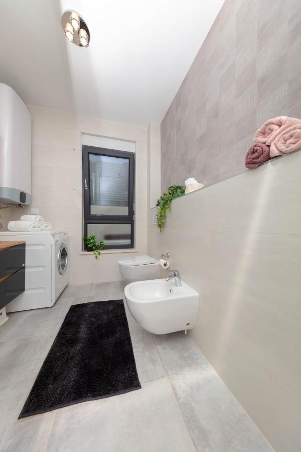Apartman Oranz Banjole Exteriör bild