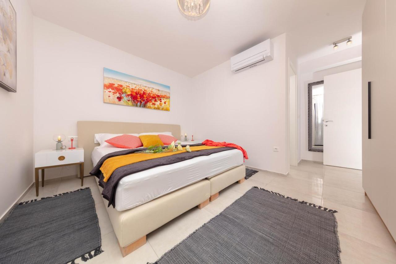 Apartman Oranz Banjole Exteriör bild