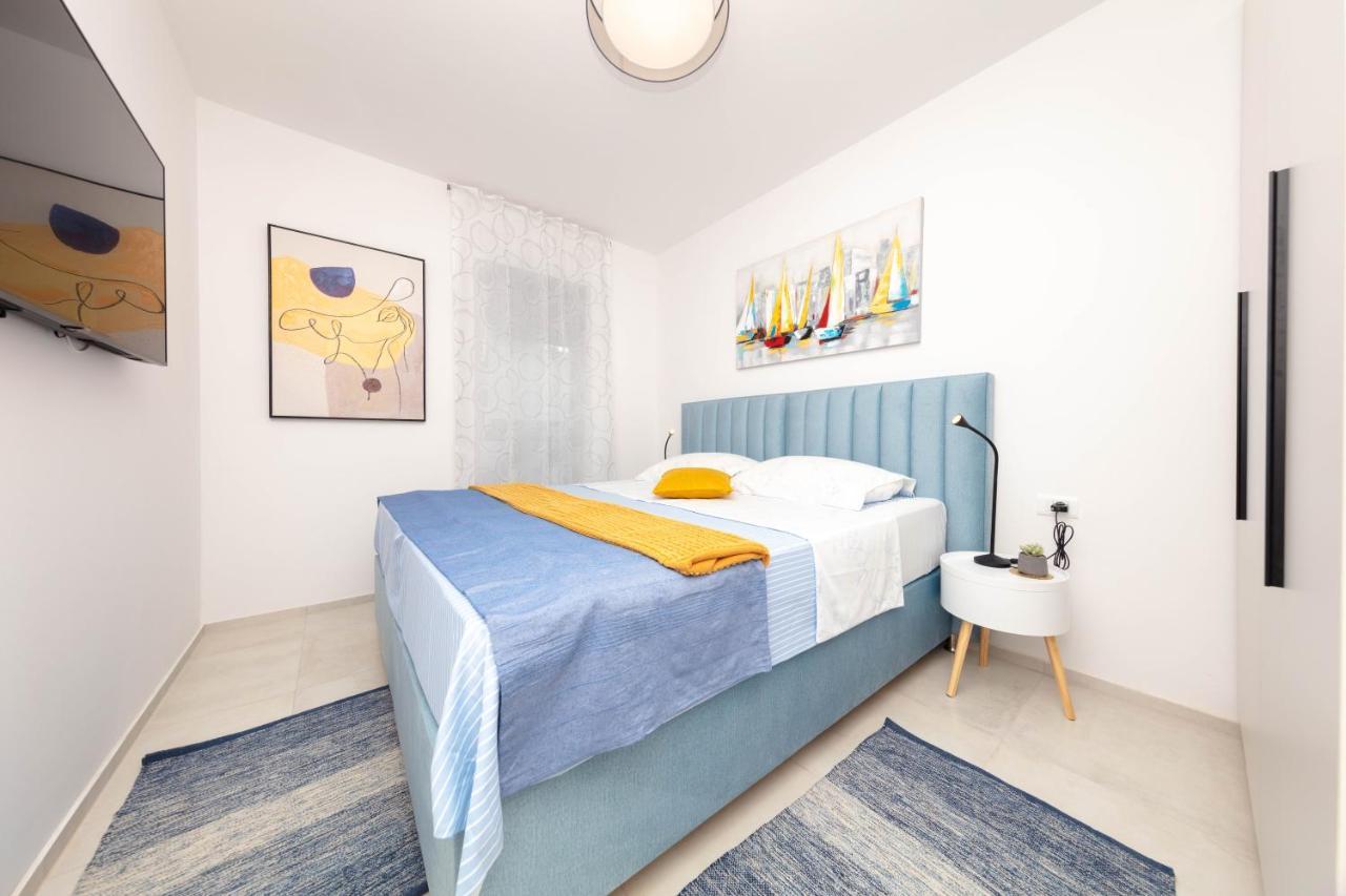 Apartman Oranz Banjole Exteriör bild